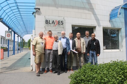 Jára Cimrman ve stopách čepelky, Čepelka ve stopách Czech Blades